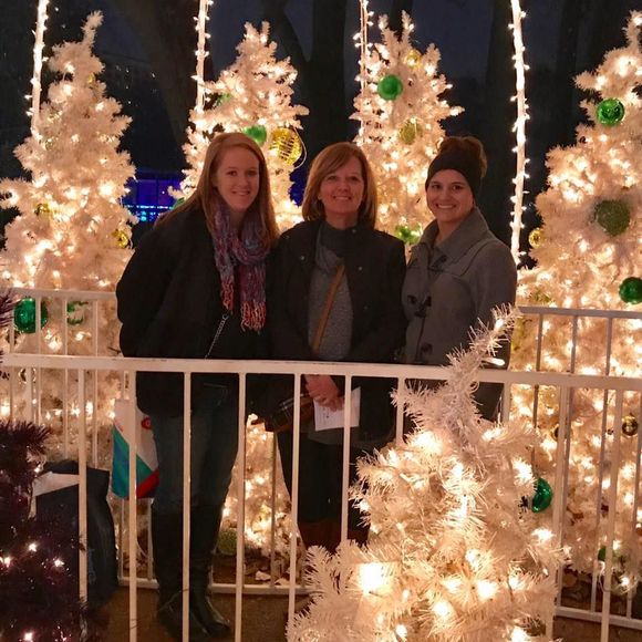 Meet your Posher, Denise - Picture 1 of 1